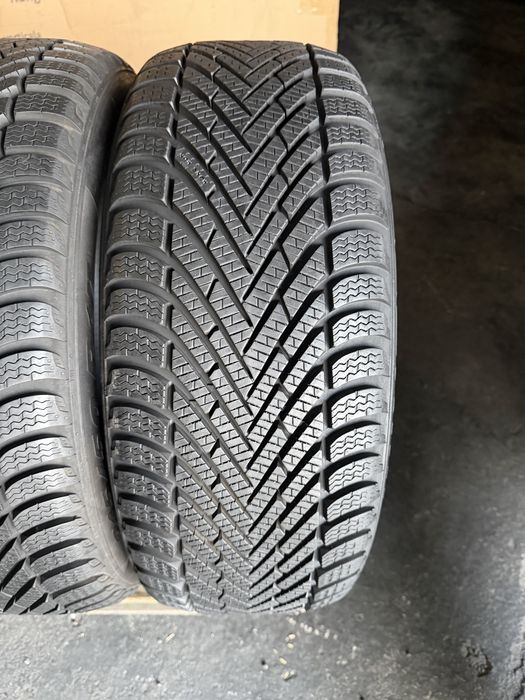 4 anvelope iarna 215/50/17 Pirelli 7.5-8.5 mm DOT 2020!
