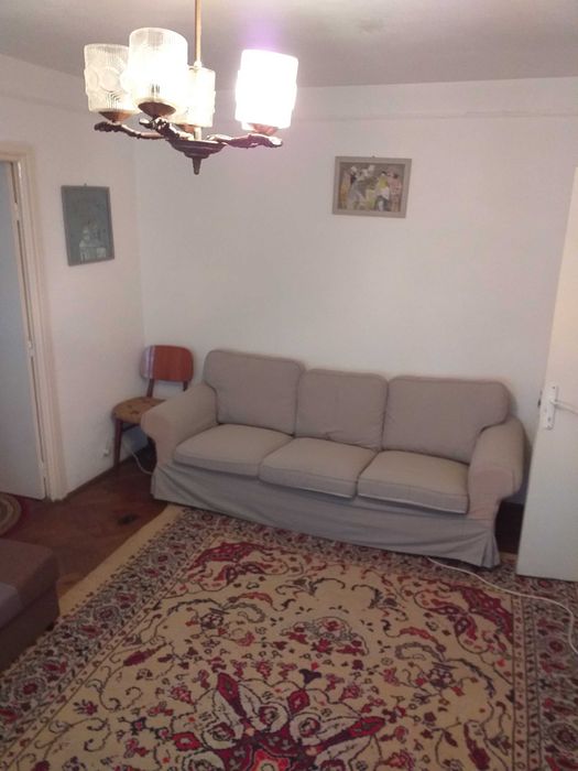 Pers. fizica inchiriez apartament 2 camere semidecomandat in Pod Ros