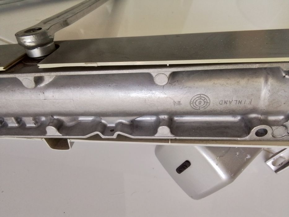 Автомат за врата Abloy