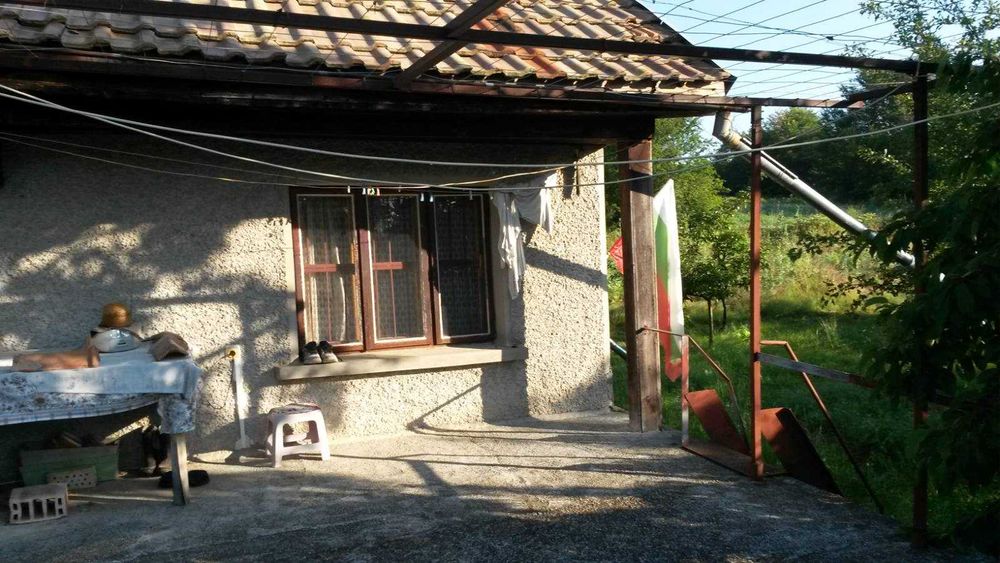 Къща с двор, с. Китино