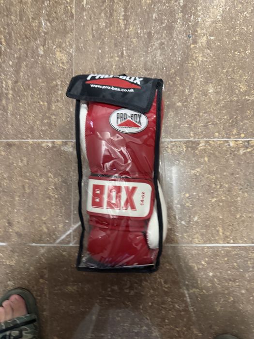 Ръкавици за бокс 14 Oz Чисто нови!!!