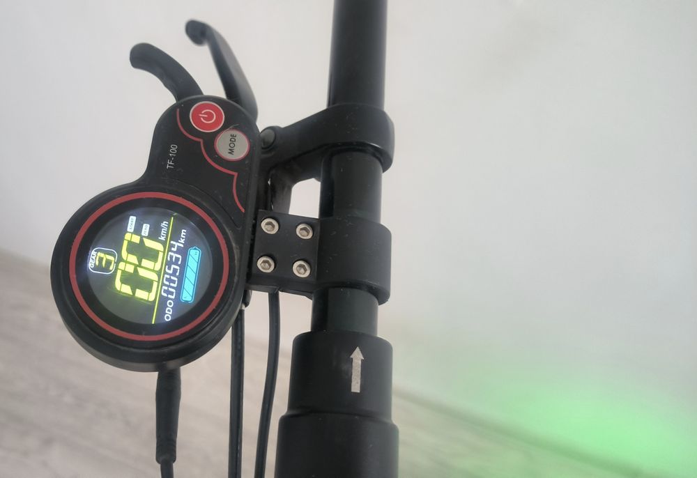 Электросамокат куго м4