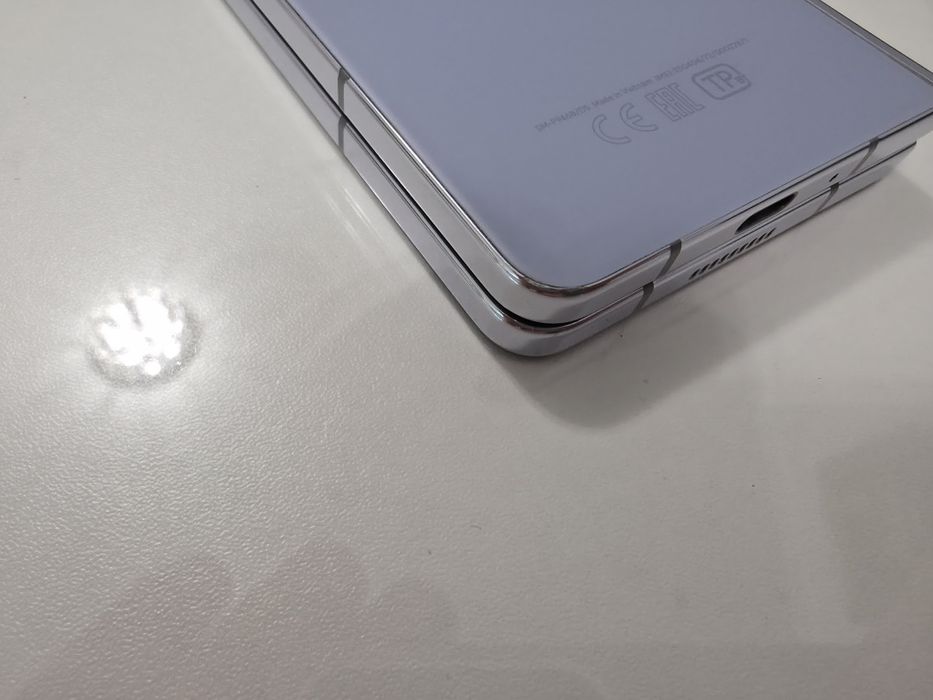 Samsung galaxy z fold 5 12/512