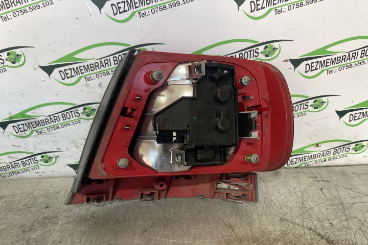 Lampa / Tripla stop stanga pe aripa DEFECT 8D0945095D Audi A4 B5