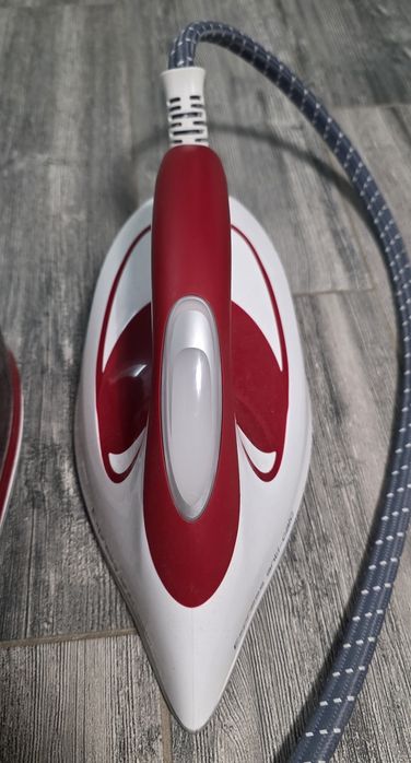 Statie de calcat Tefal Express Anti-calc