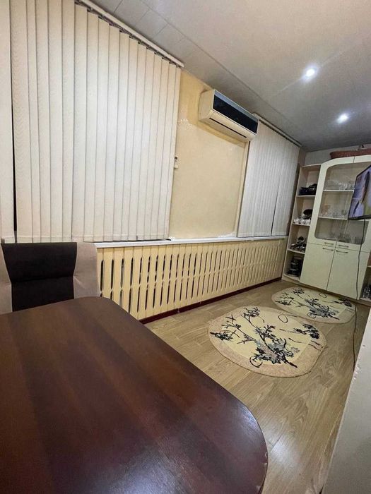 Продам квартиру 4 комнатную Феруза Эко базар №М284