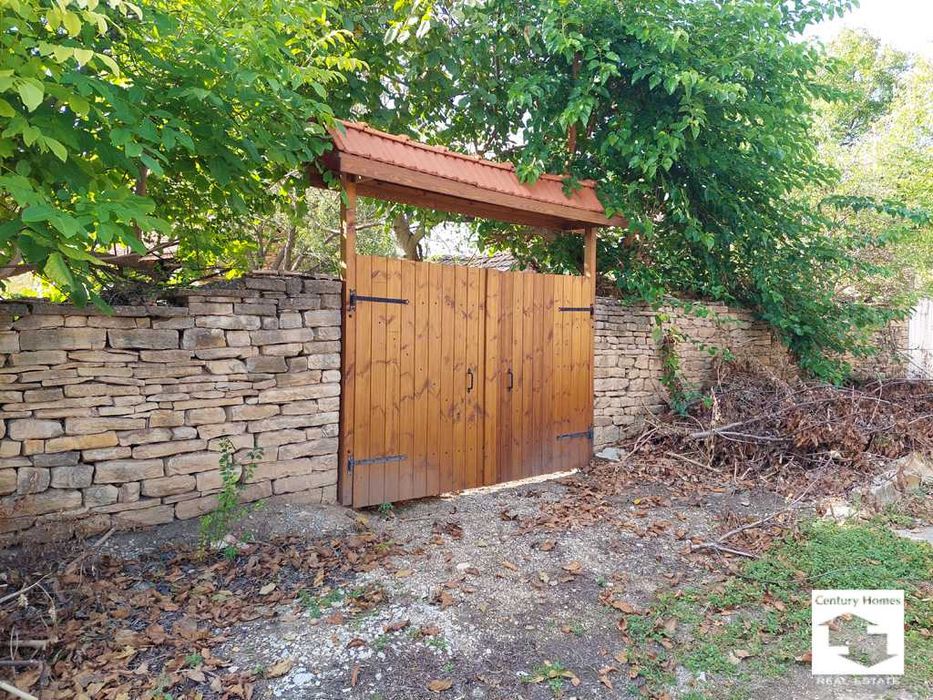 Продава се Къща в с. Горна Липница, Област Велико Търново - 100 кв.м за 595 €/кв.м - Снимка #17