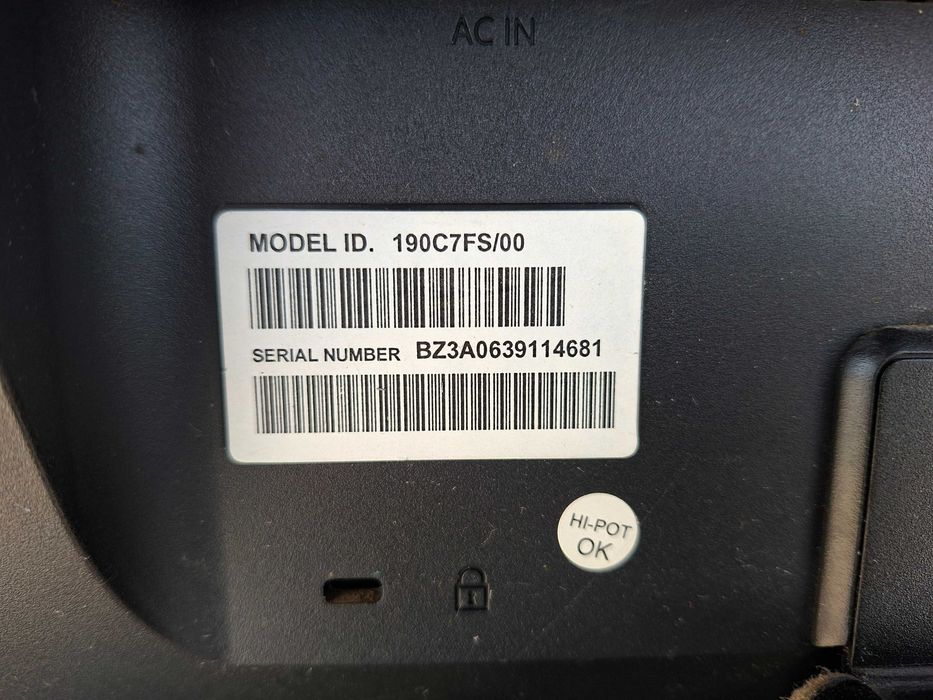 LCD Монитор Philips 190C7 19"