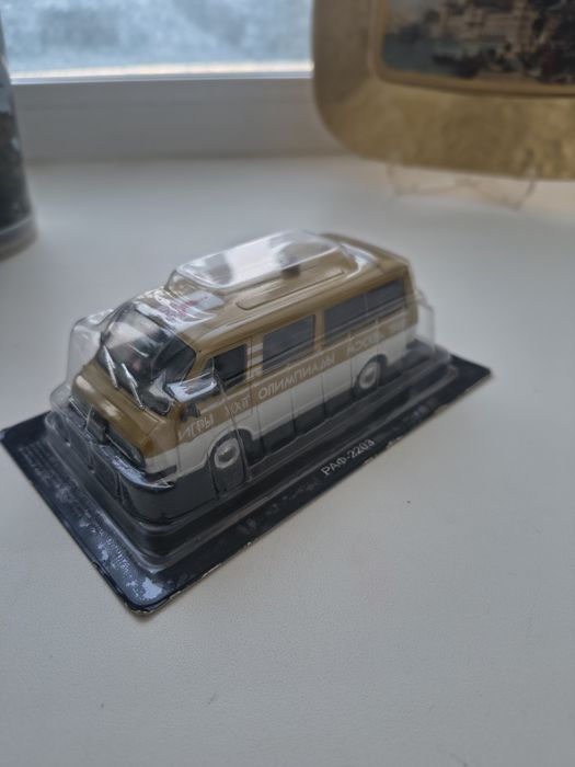 Продам модельку РАФ