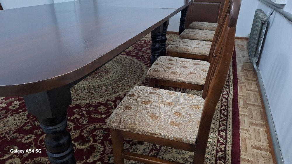 Продам стол стуля