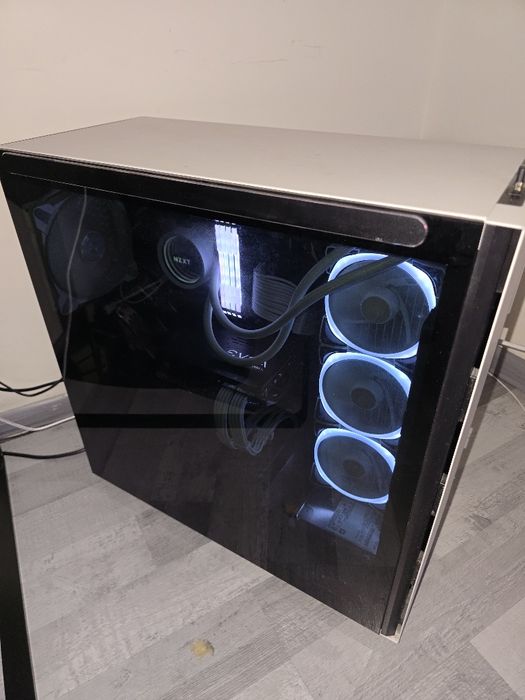 PC gaming 1080ti ryzen 7 3800x