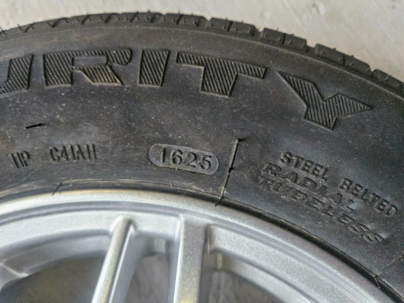 Roata 145/80 R13 Anvelopa Security pe Janta aliaj 4Jx13 4/57/100 ET30