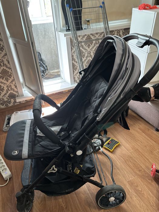 Продам коляску Ining baby