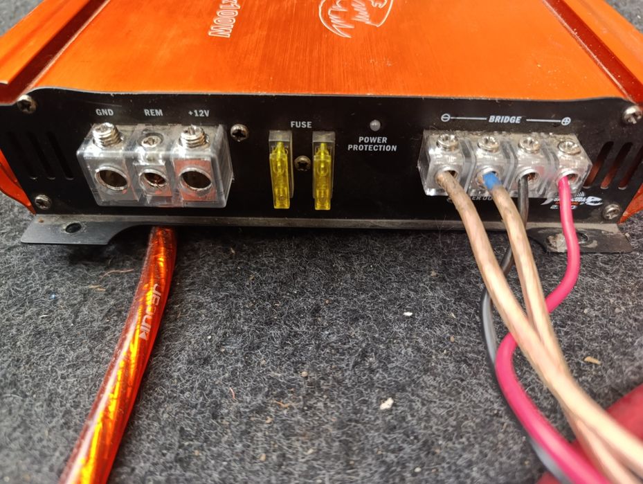 Продам усилитель DL Audio