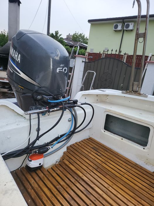 Barcă cu motor 60cp Mayland de vanzare