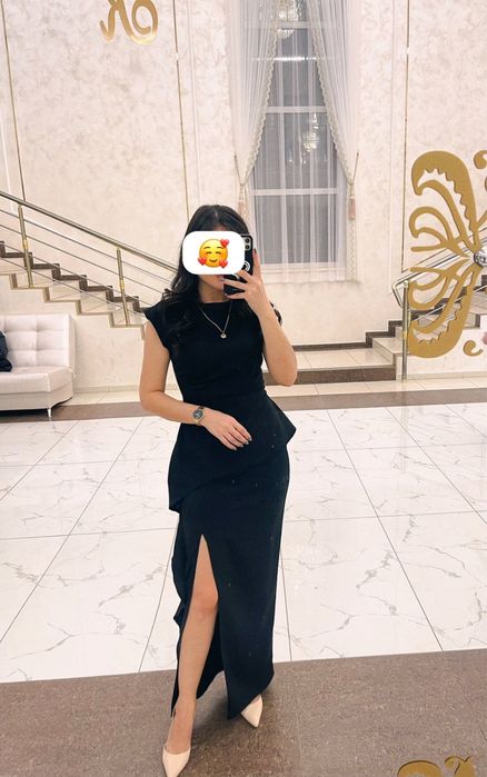 Продам платья и корсет