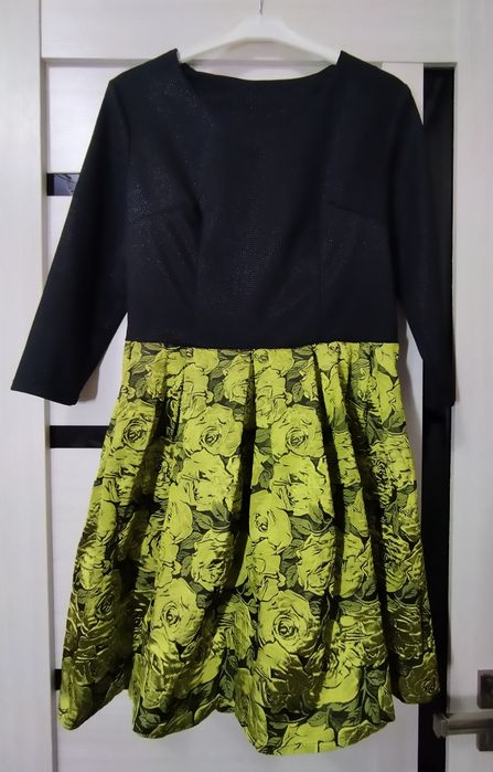 Платье новое на скидки 100тыс