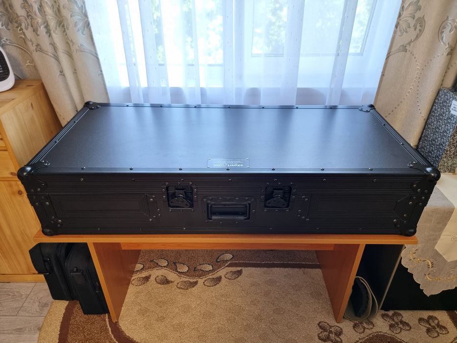 Set mixer, playere mp3 si case DJ