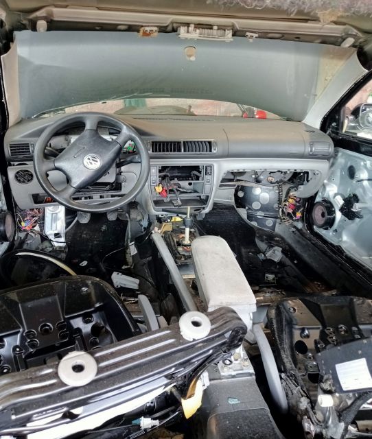 Piese Volkswagen VW Passat 1999 1.9 TDI MT (115 hp)