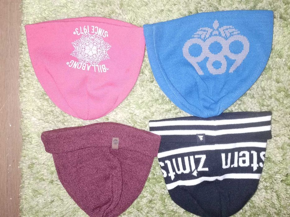 Lot caciuli DC volcom oakley Neff nike