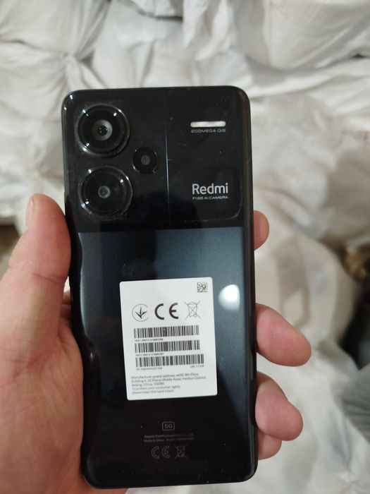 Redmi not 13 pro +5g 12/512 xotira Hamma narsasi joyida karopka dokume