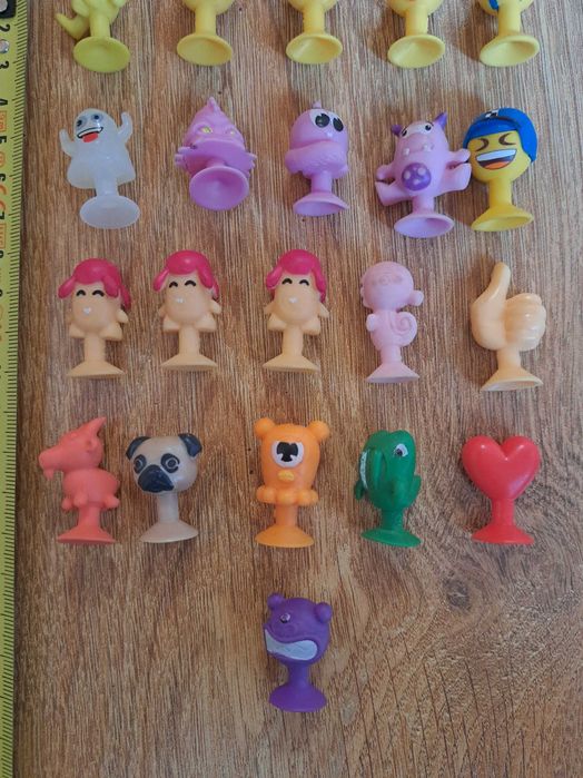 Lot de 21 figurine stikeez diverse colectii