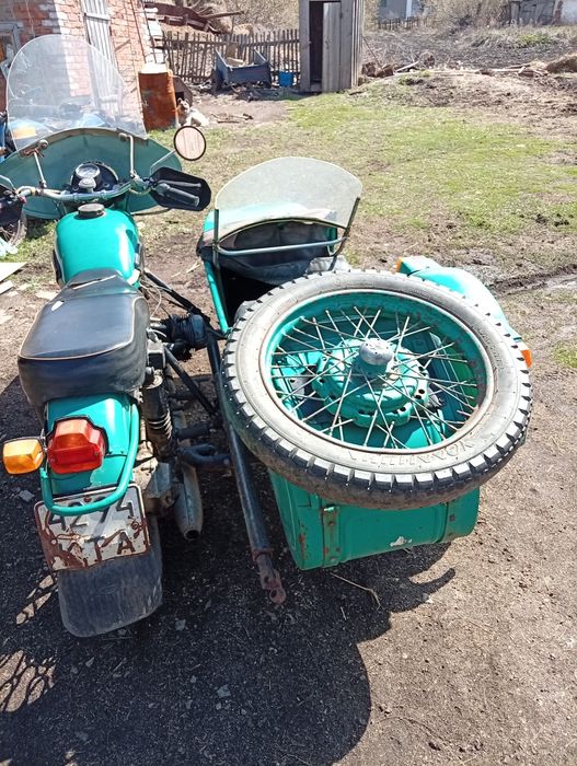 Продам 3 мотоцикла Урал с колясками