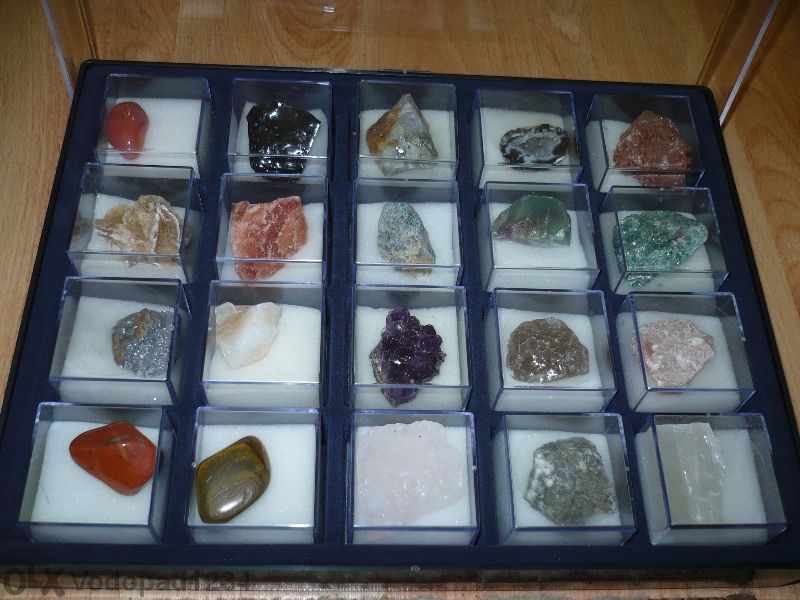 естествени камъни,картина, ретро дядо Коледа,кутии,икона, свещник