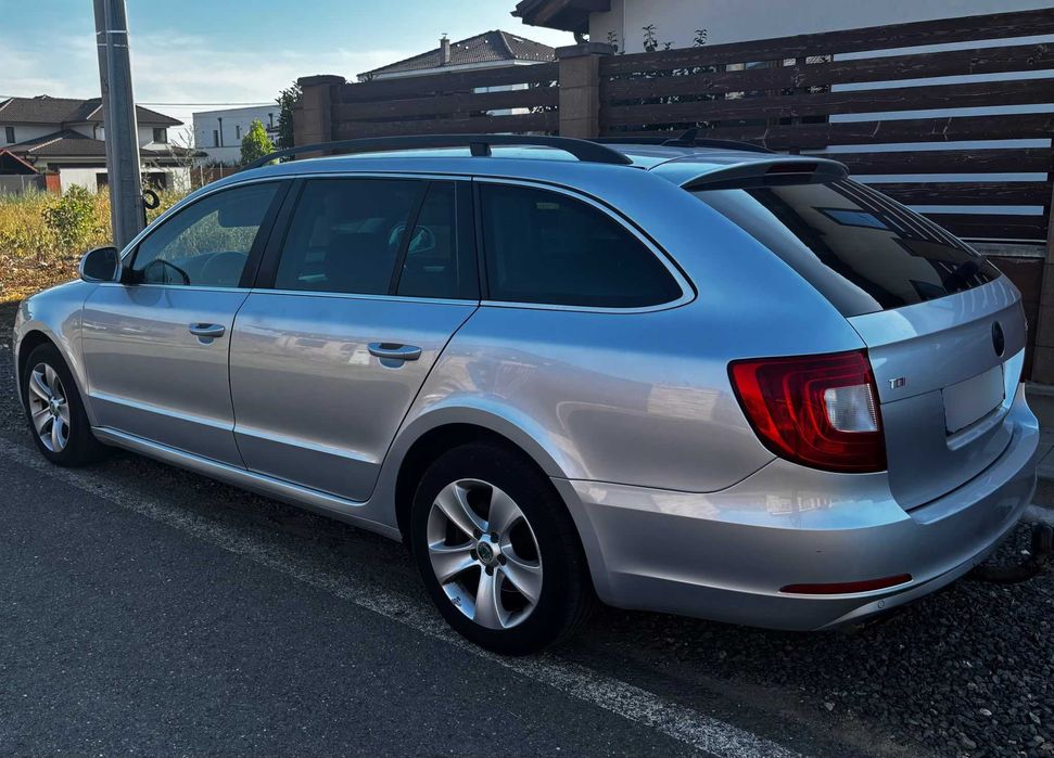 SKODA Superb 2012 — imagine 2
