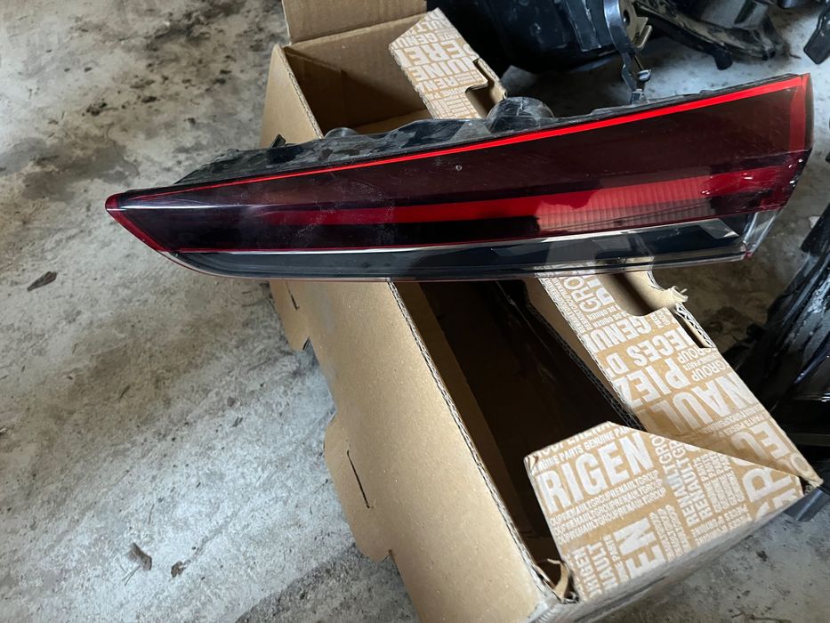 Фарове за Рено и Дачия