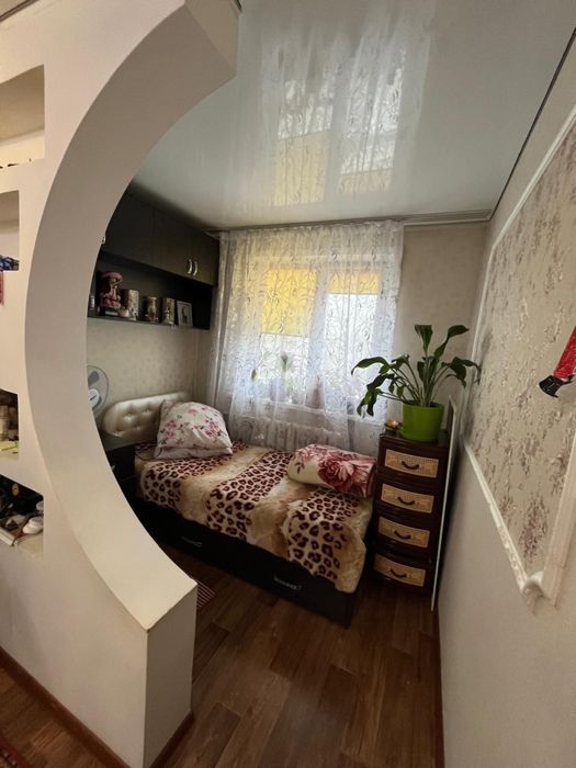 Продаетя 2 ком квартира р-не Уюта