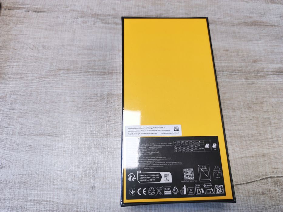 Нов! Xiaomi Poco F8 Ultra 5G 12GB RAM 256GB