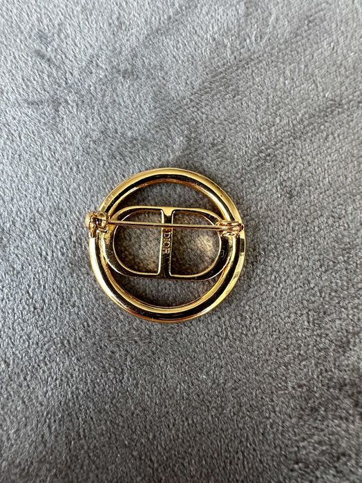 Brosa Chic Gold Dior