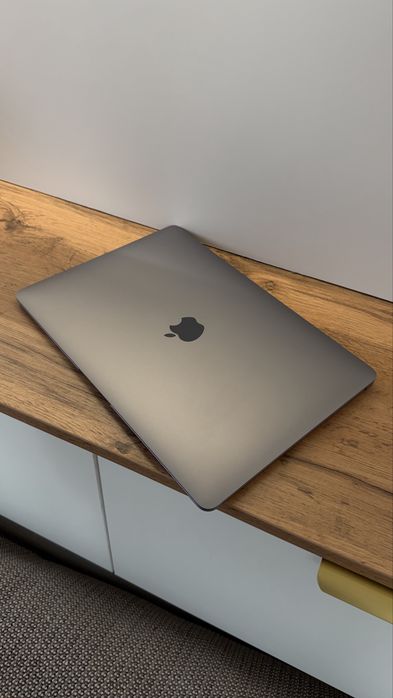 MacBook Air M1 256 ГБ