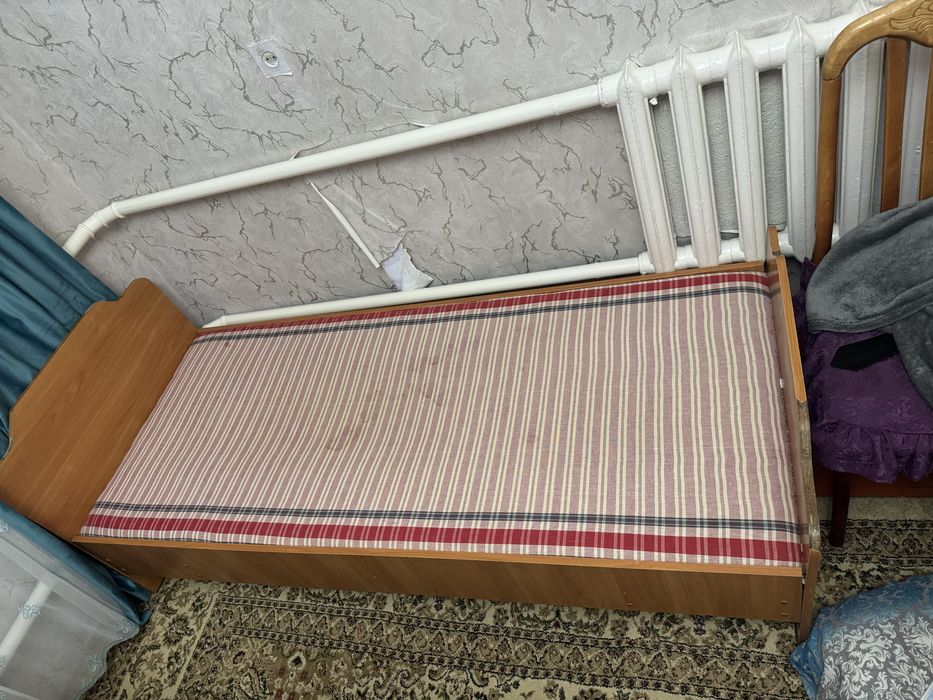 Кровать бір адамдық