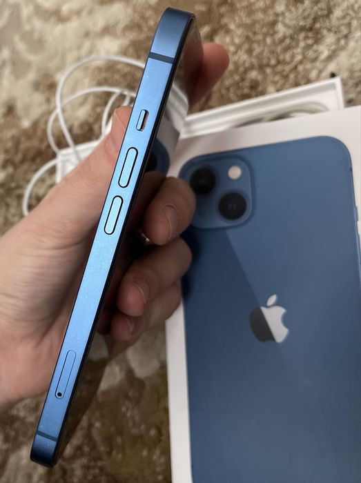 Продам айфон 13 в отличном состоянии