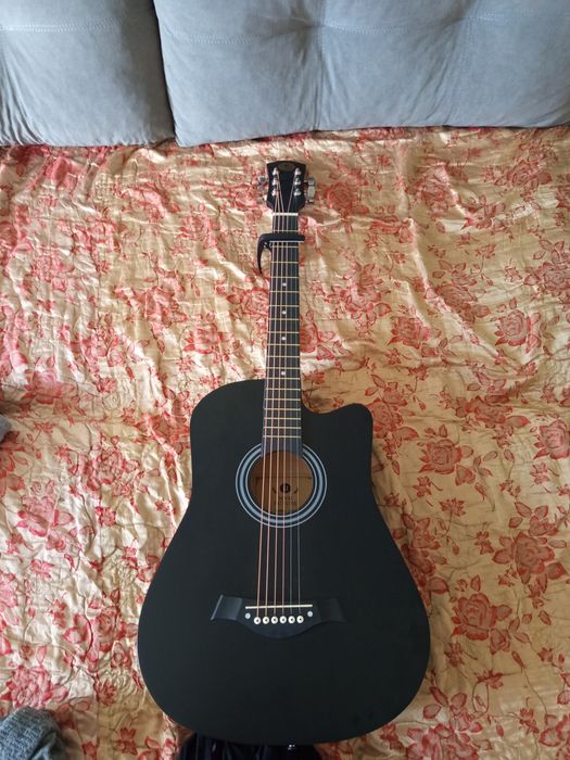 Продам гитара 38см