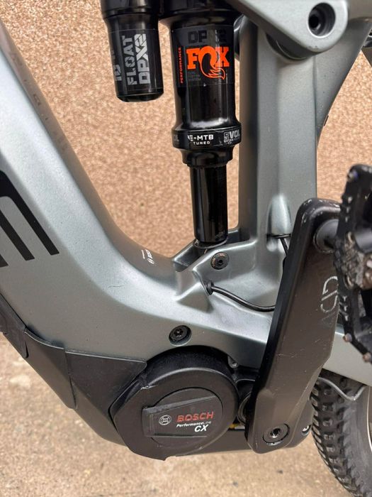 Карбонов Електрически велосипед 29 цола CUBE STEREO ТМ  колело