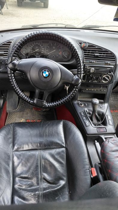 Продам БМВ Е 36 М50Б20