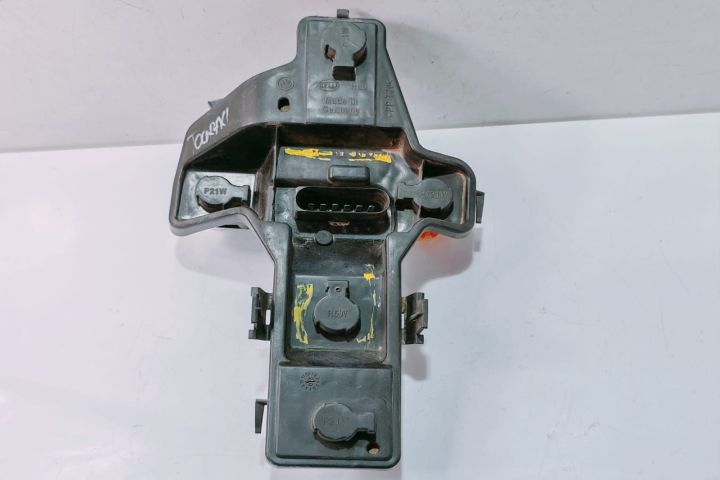 Soclu Stop Stanga 1T0945257A Volkswagen VW Touran prima generatie (fa