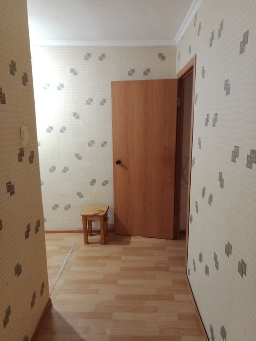 Продам 1ком. квартиру на 4мкр. ( 50м )