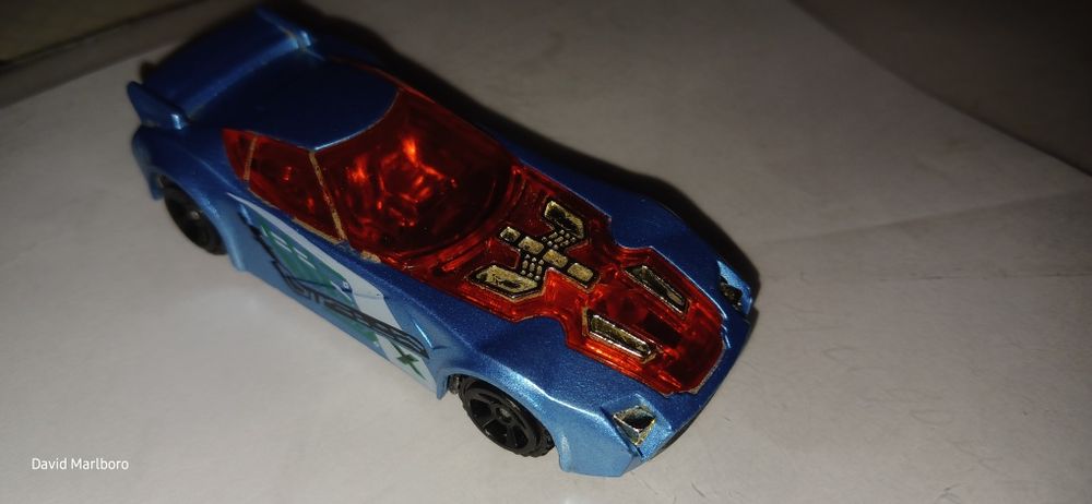 Новая гоночная машинка