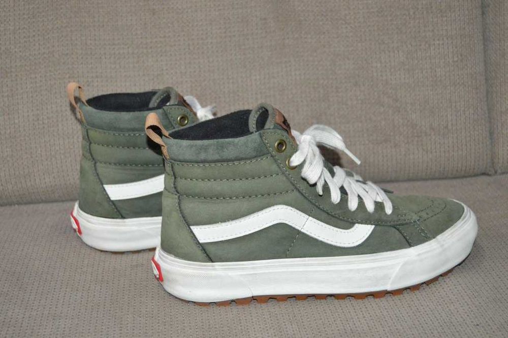 Ghete imblanite Vans Sk8-Hi MTE-1 Grape Leaf 38.5 Primaloft