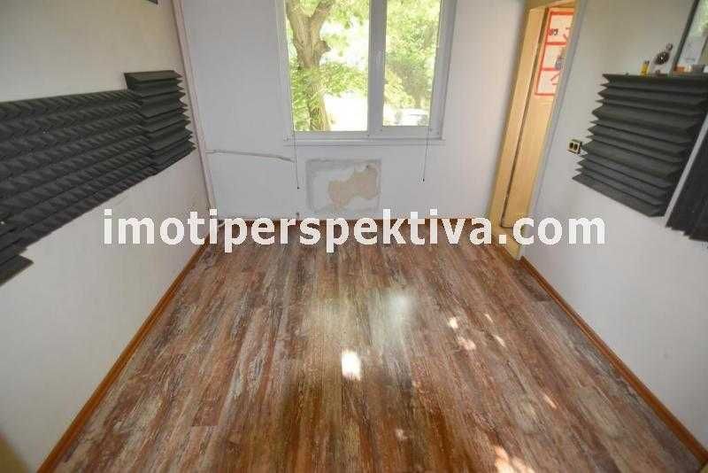 Продава се Тристаен апартамент в Пловдив, Кършияка - 63 кв.м за 899 €/кв.м - Снимка #5