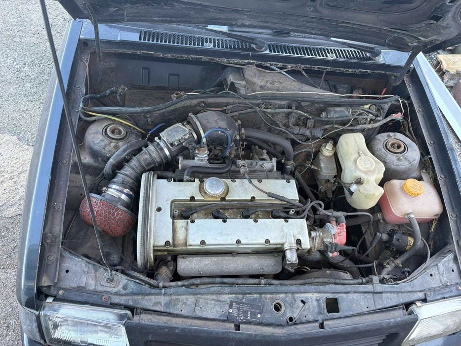 Corsa A gsi c20xe корса а гси ц20хе на части