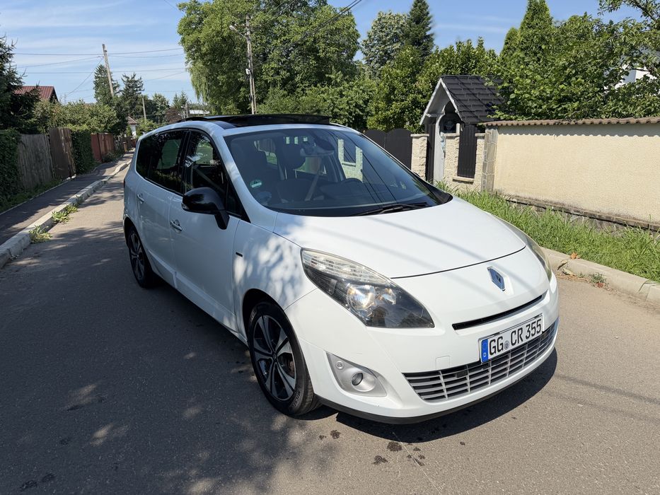 RENAULT Grand Scenic 2012 — imagine 2