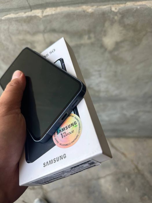 Samsung A 55 8/128 ideal