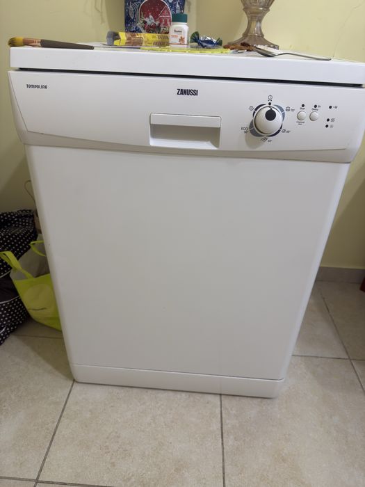 Посудомойка зануси в идеальном состоянии