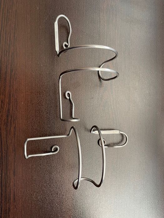 Титаниева стойка/поставка за бутилка за вода за велисипед