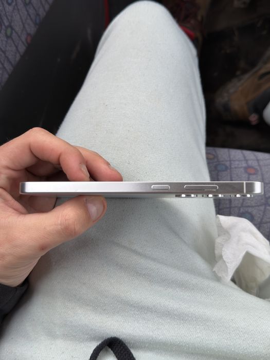 Samsung s24 plus folosit 2 luni de zile l am luat ca nou